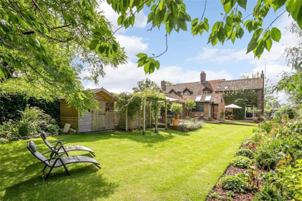 No 2 Close To Wakehurst And Kew Seed Bank Ardingly Exterior foto